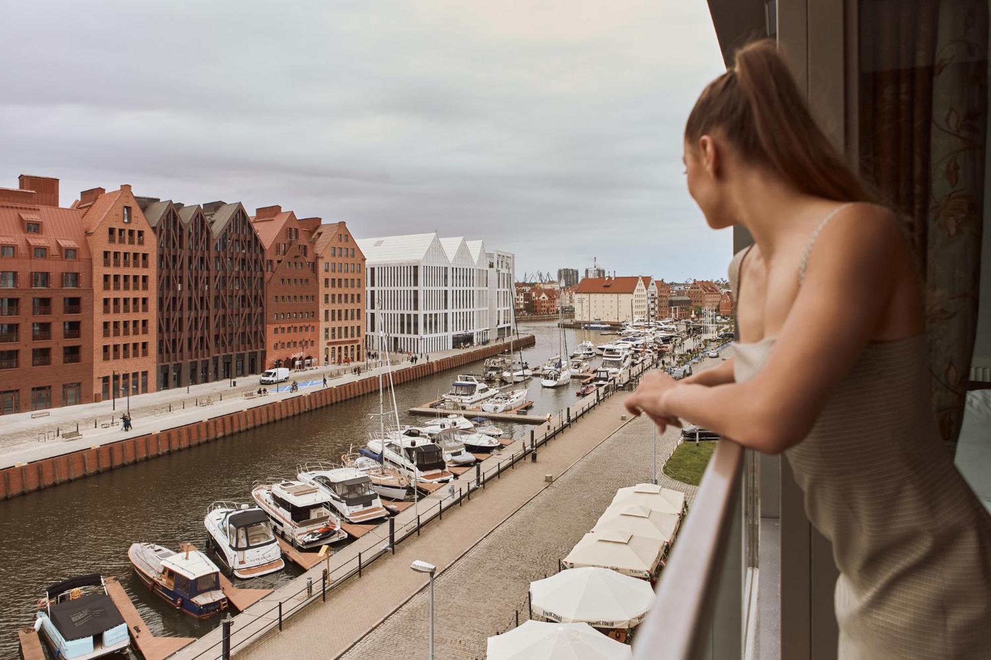 Waterlane Riverside Spa, Pool & Gym By Downtown