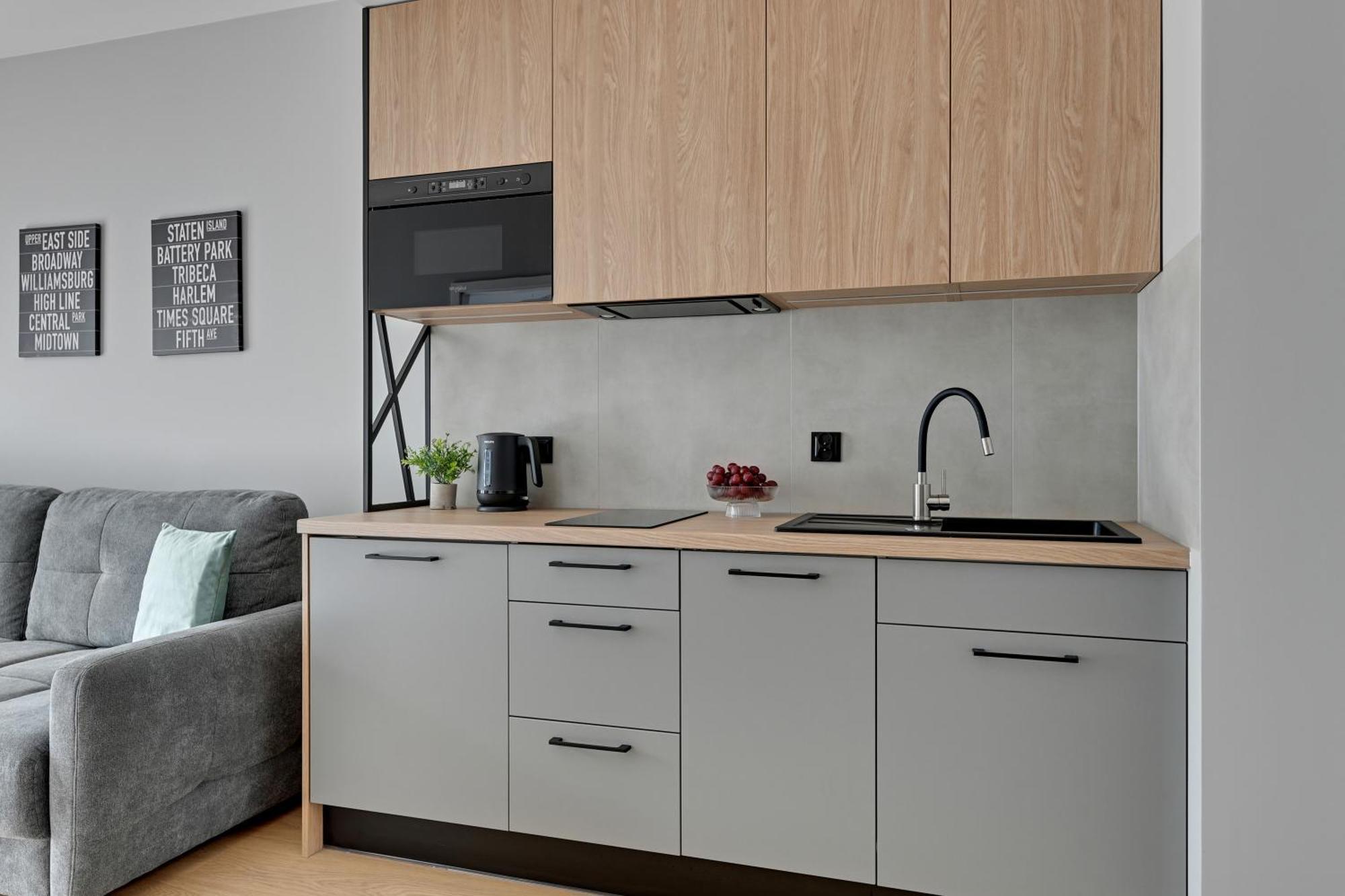 Apartment Zurawie - Food Hall & Stocznia By Downtown