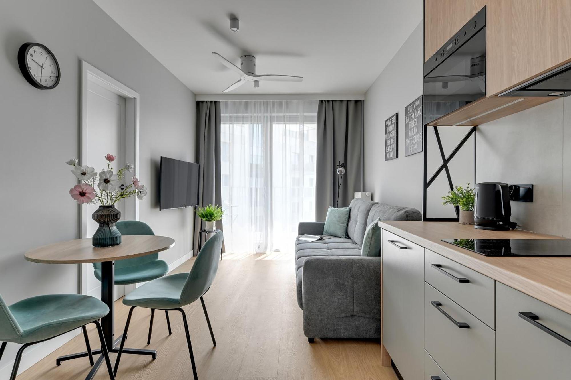 Zurawie - Food Hall & Stocznia By Downtown *