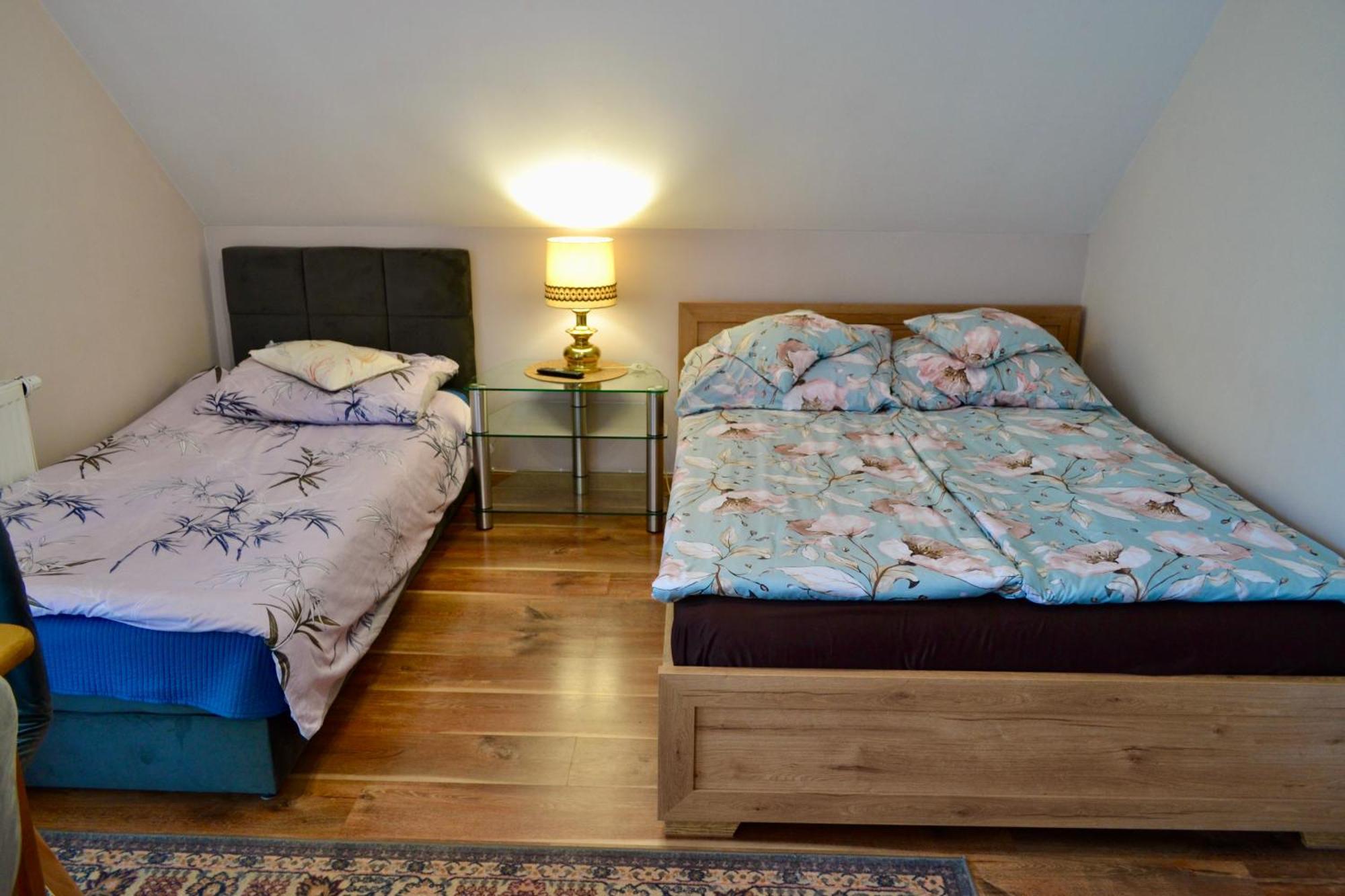 Sobie Na Wyspie Ở trọ Gdansk