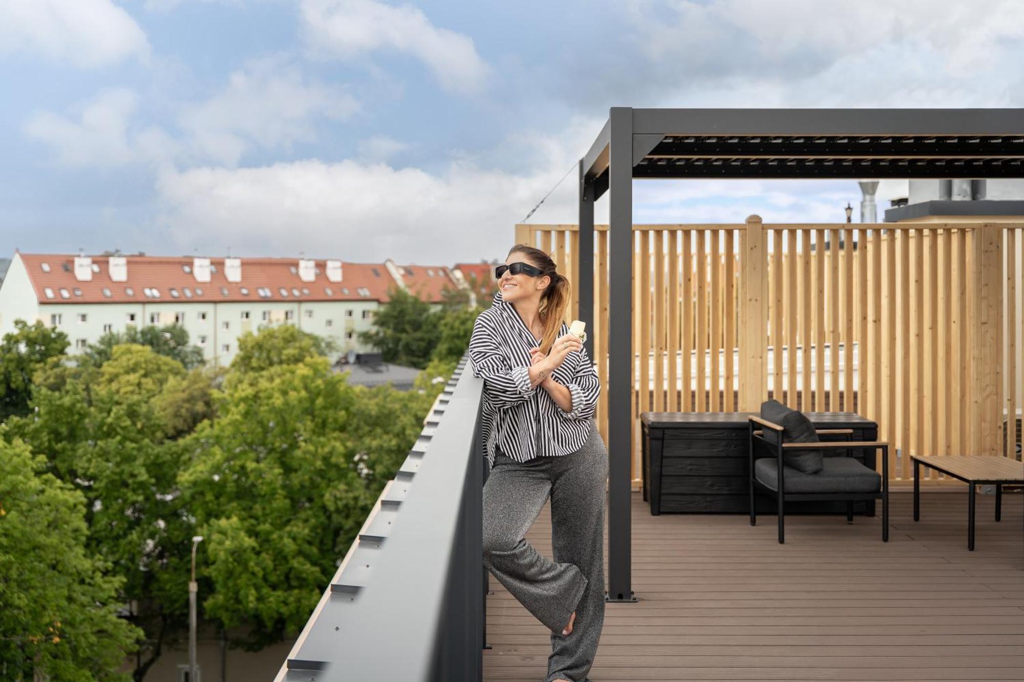 Plaza 41 Seaside With Roof Terrace And Parking By Lion Huoneisto