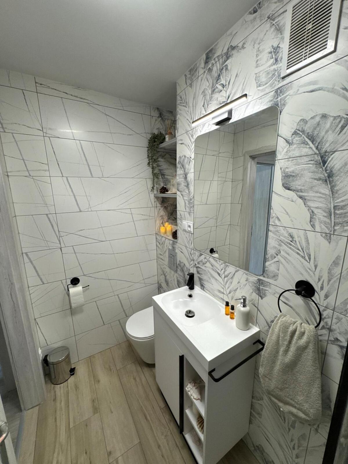 Seaside Apartment *