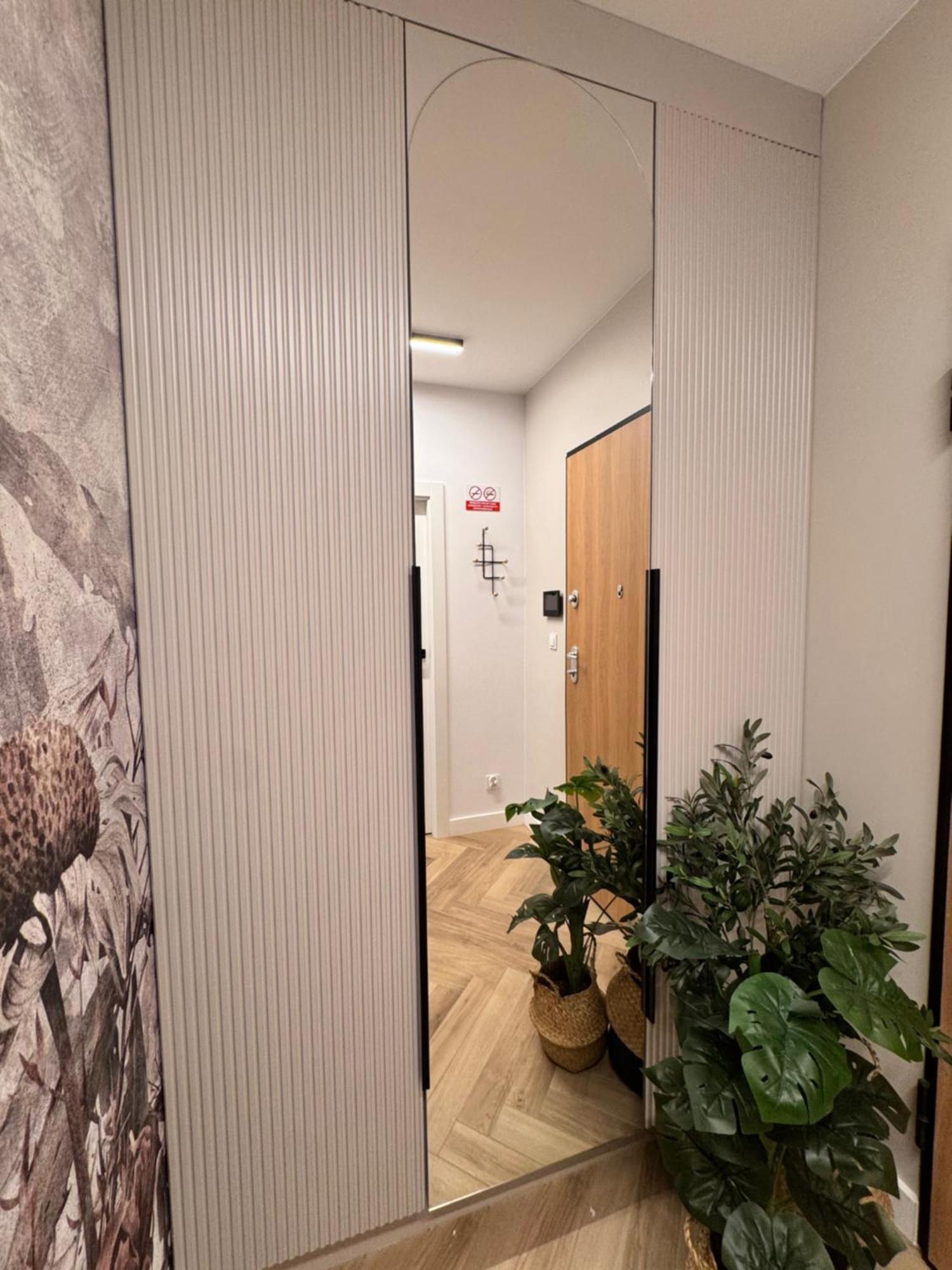 Family & Business Sauna Apartments Baltic Horizon Premium Spa - 3 Bedroom With Private Sauna, Jacuzzi, Rooftop Gym & Panoramic Terrace, Balcony, Underground Garage