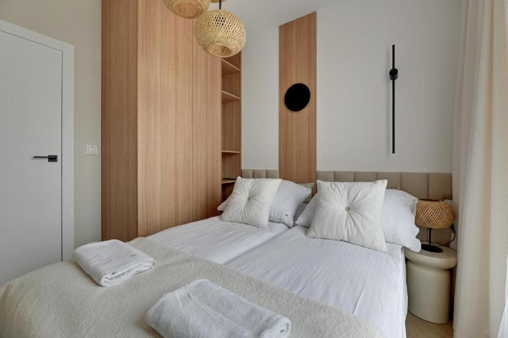 Family & Business Sauna Apartments Baltic Horizon Premium Spa - 3 Bedroom With Private Sauna, Jacuzzi, Rooftop Gym & Panoramic Terrace, Balcony, Underground Garage *