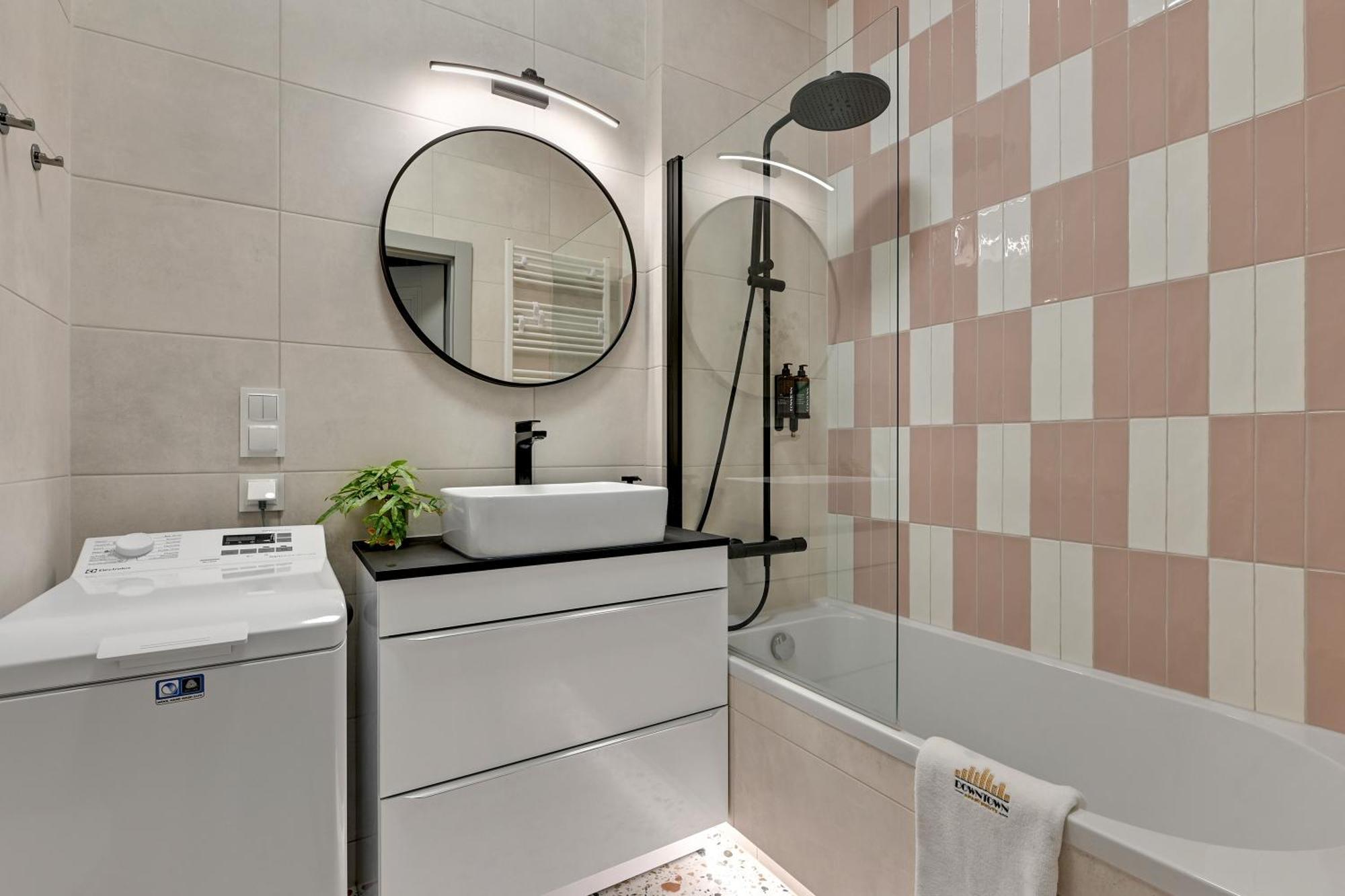 Bulvar & Parking By Downtown Apartment *
