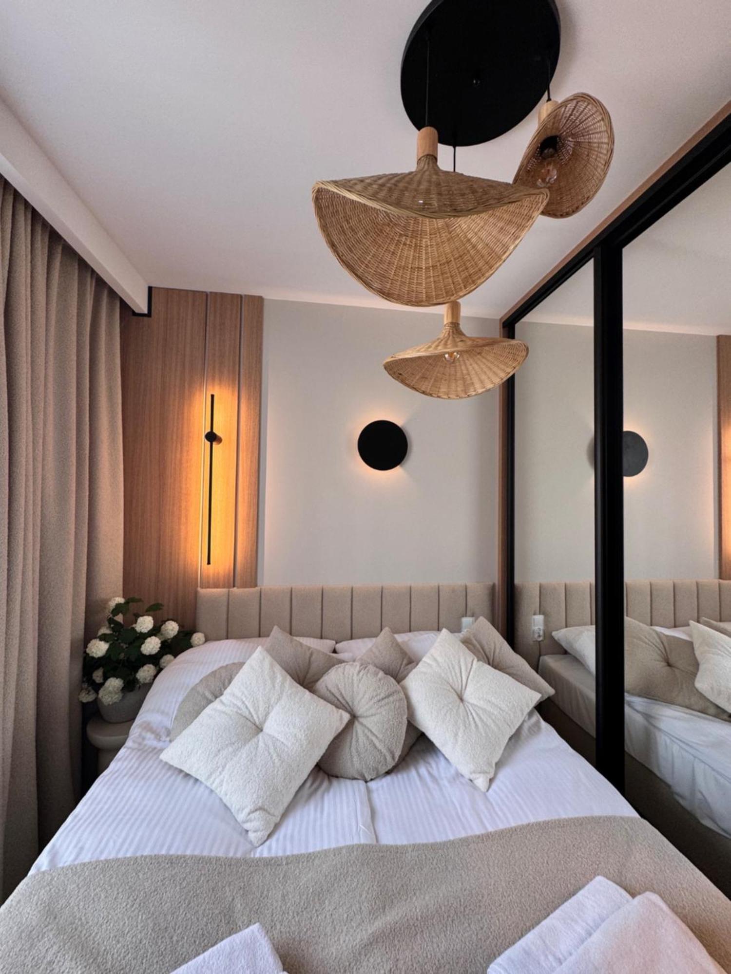 Apartment Family & Business Sauna Apartments Baltic Horizon Premium Spa - 3 Bedroom With Private Sauna, Jacuzzi, Rooftop Gym & Panoramic Terrace, Balcony, Underground Garage