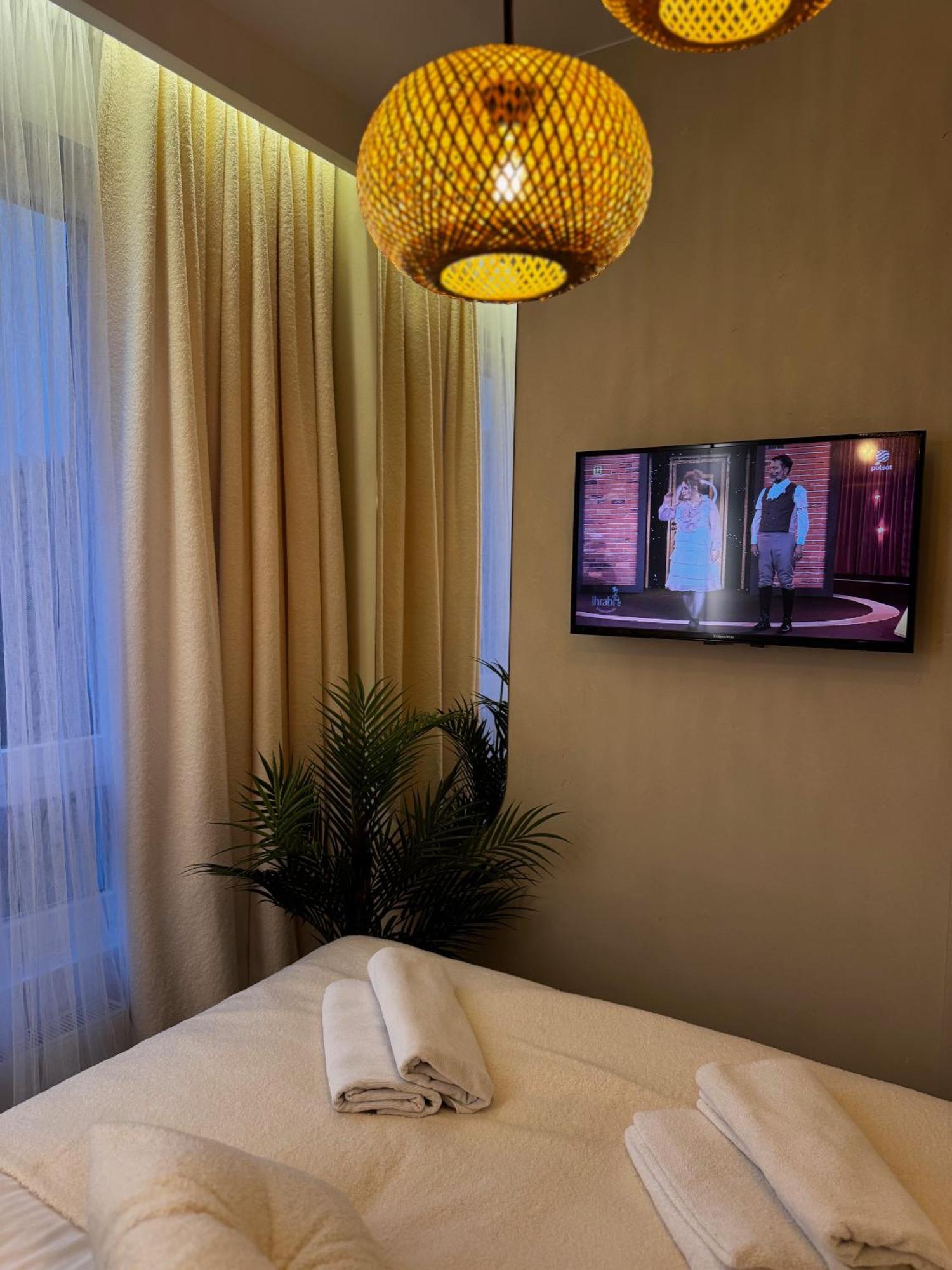 Apartment Family & Business Sauna Apartments Baltic Horizon Premium Spa - 3 Bedroom With Private Sauna, Jacuzzi, Rooftop Gym & Panoramic Terrace, Balcony, Underground Garage *