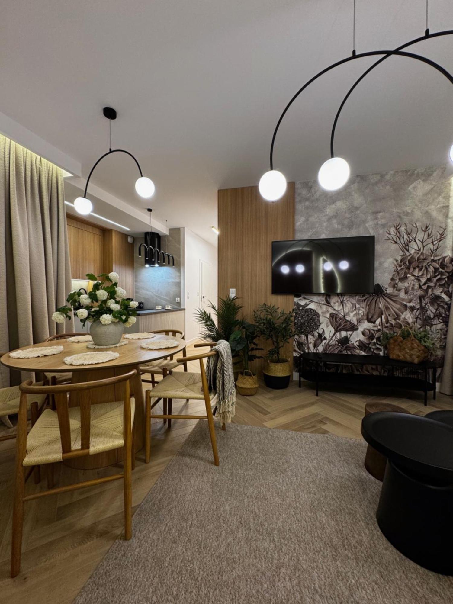 Apartment Family & Business Sauna Apartments Baltic Horizon Premium Spa - 3 Bedroom With Private Sauna, Jacuzzi, Rooftop Gym & Panoramic Terrace, Balcony, Underground Garage