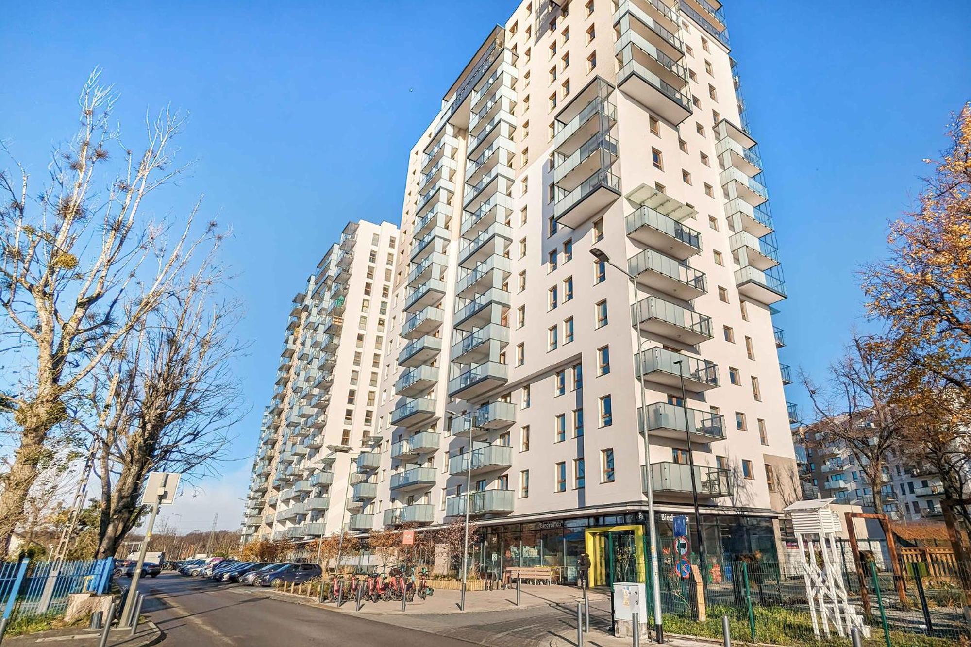Cosy With Parking In By Renters *