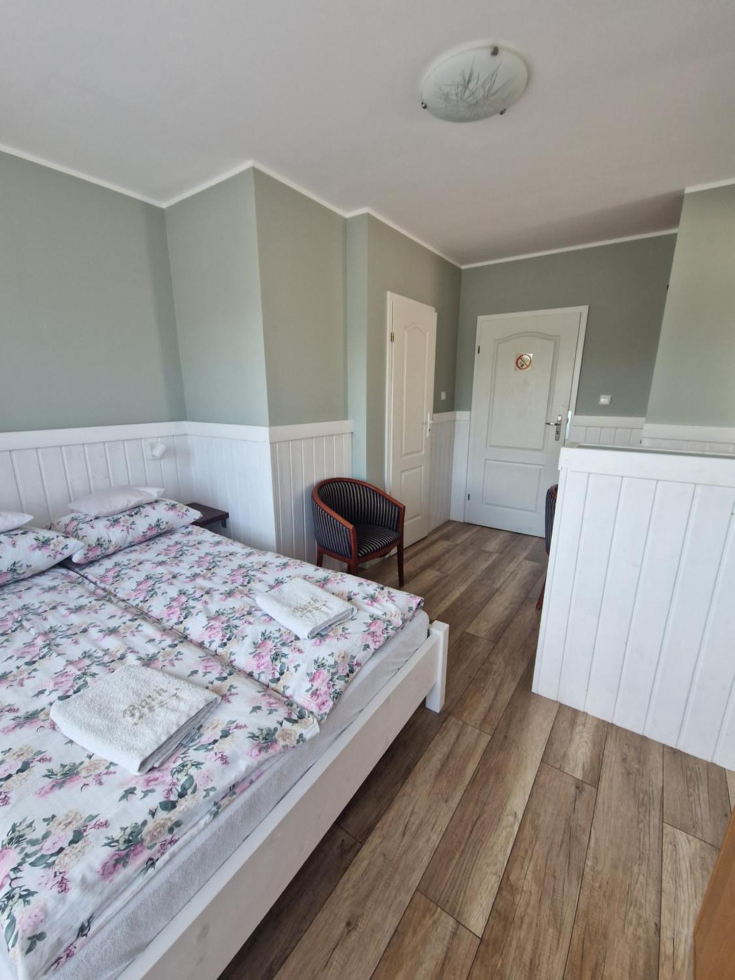 Agis Goscinne Bed & Breakfast 2*