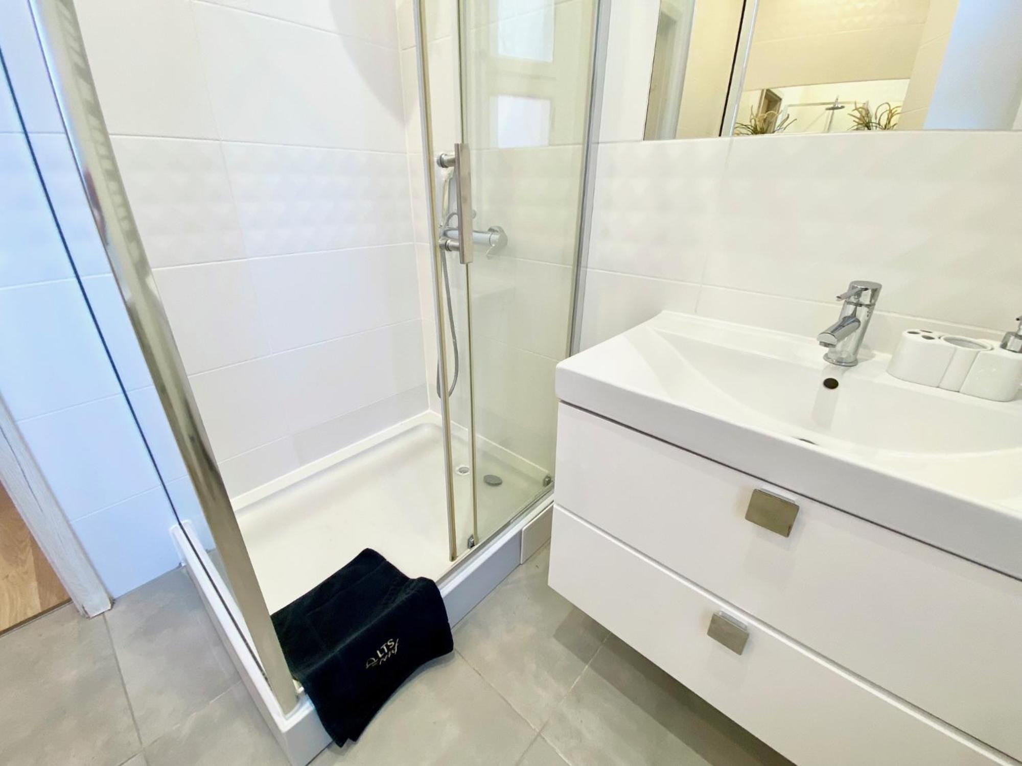 Lts Rent Comfortable Old Town & Art, Three Rooms *