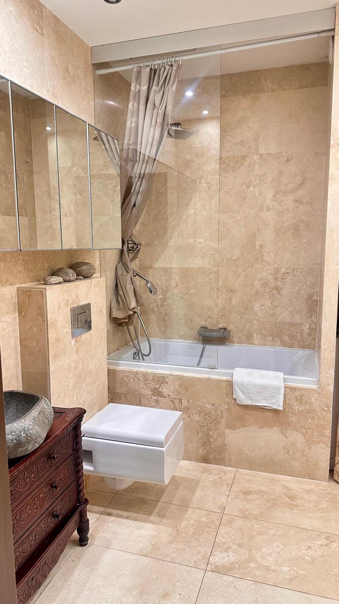 Khách sạn hẻo lánh Wind Rose Luxury & Spa- With Private Sauna, Gym, Jacuzzi