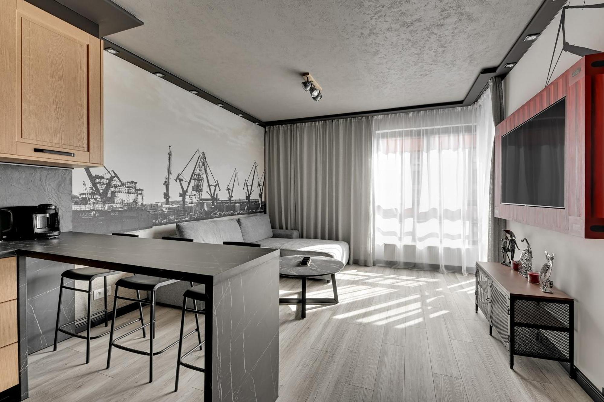 Doki Living & Foodhall By Downtown Apartment