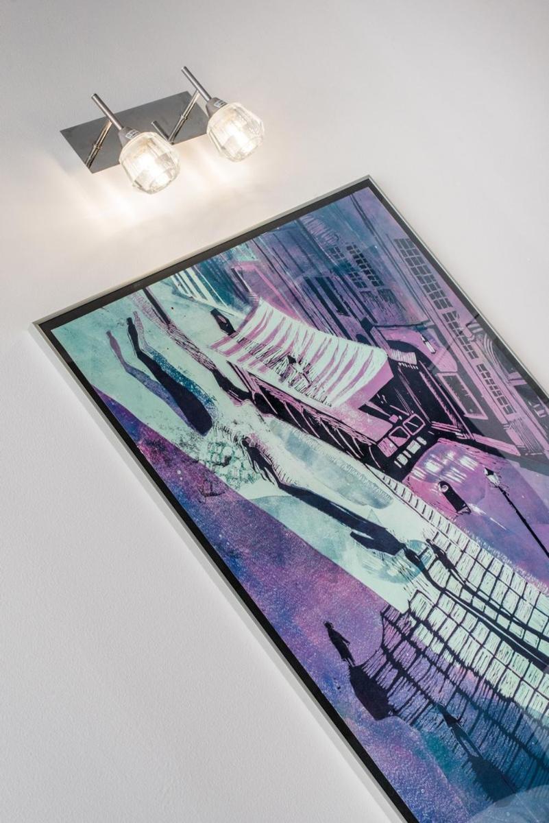 Lts Rent Comfortable River View & Art, Five Huoneisto
