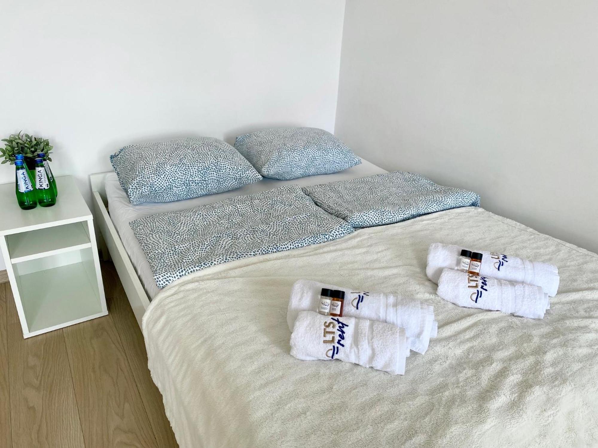 Lts Rent Comfortable River View & Art, Four * Gdansk
