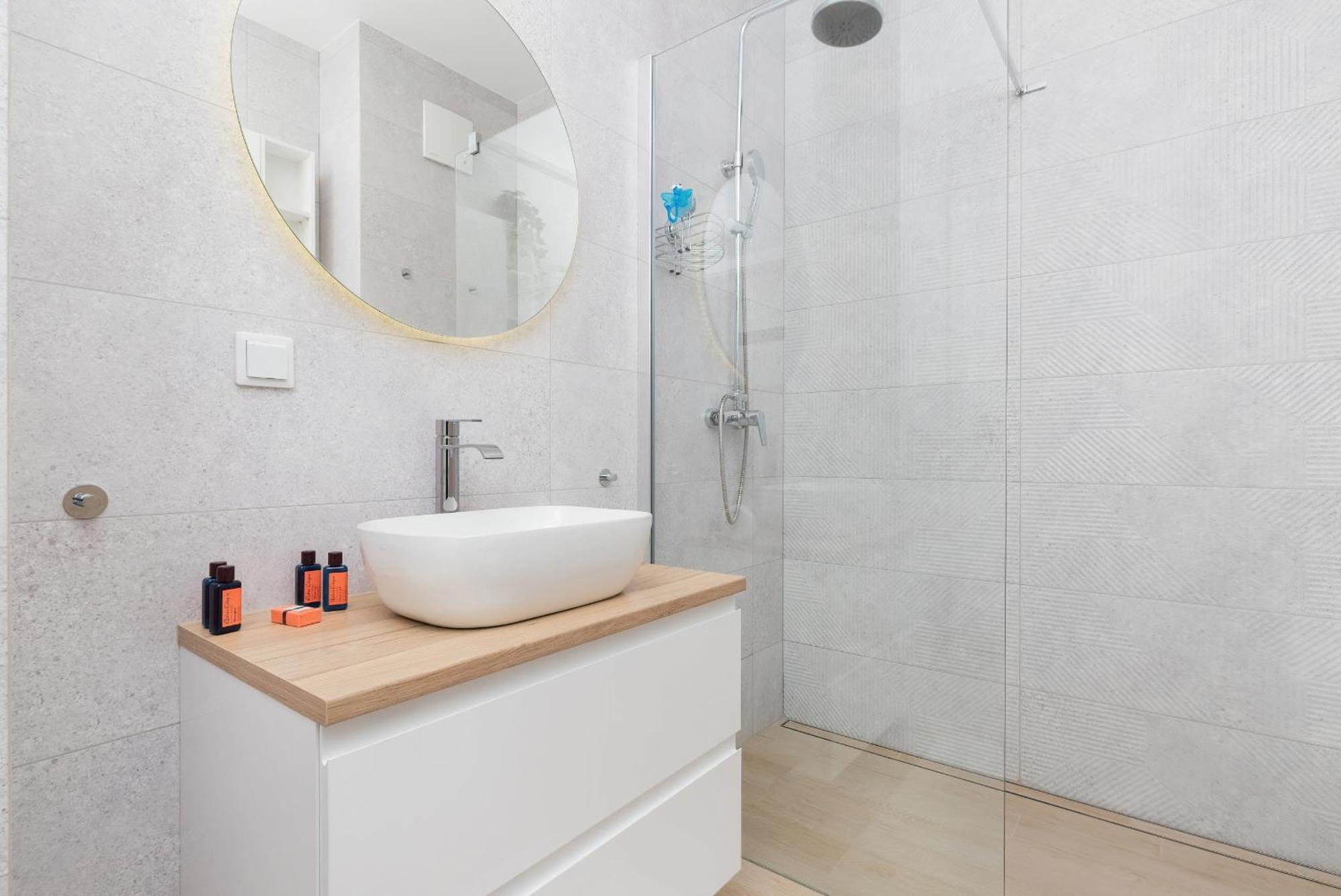 Gdanska Modern Apartment With Patio, Parking & Gym By Noclegi Renters Apartment *