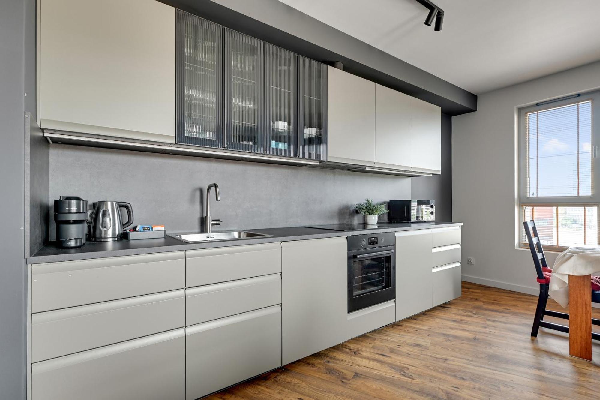 Apartment Zurawie - Food Hall, Parking & Stocznia By Downtown *