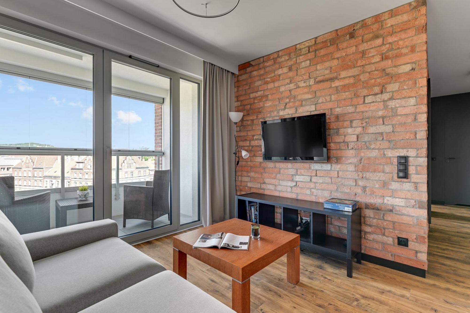 Zurawie - Food Hall, Parking & Stocznia By Downtown Apartment *
