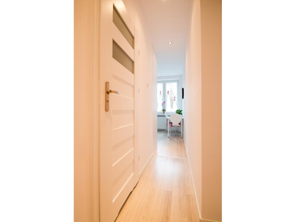 Swietojanska Apartment *