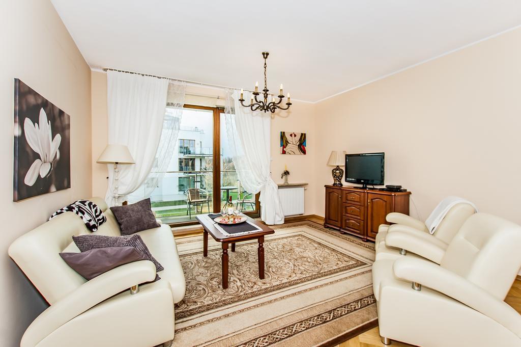 Apartment 777 Apartments & Cars _ Marshal Foch *