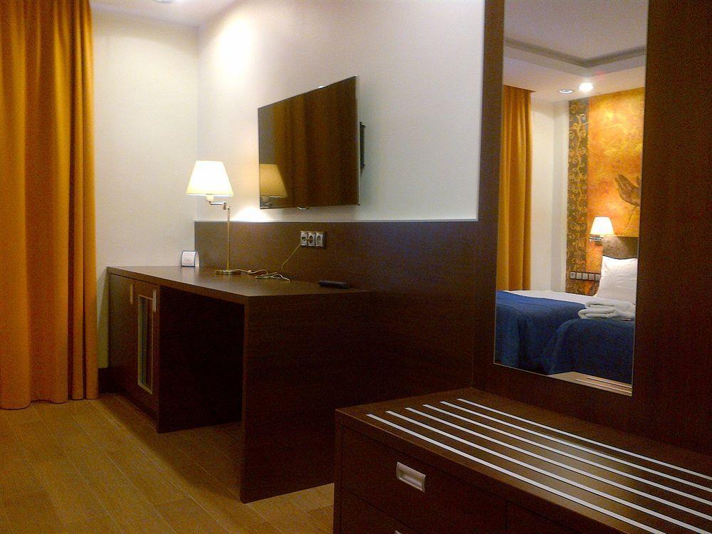 La Petite & 3* Gdańsk