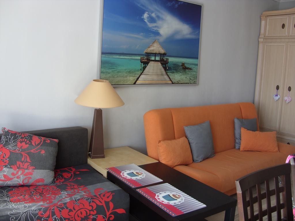 Apartament Obroncow Wybrzeza *