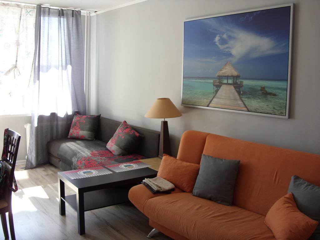 Lägenhet Apartament Obroncow Wybrzeza Gdańsk