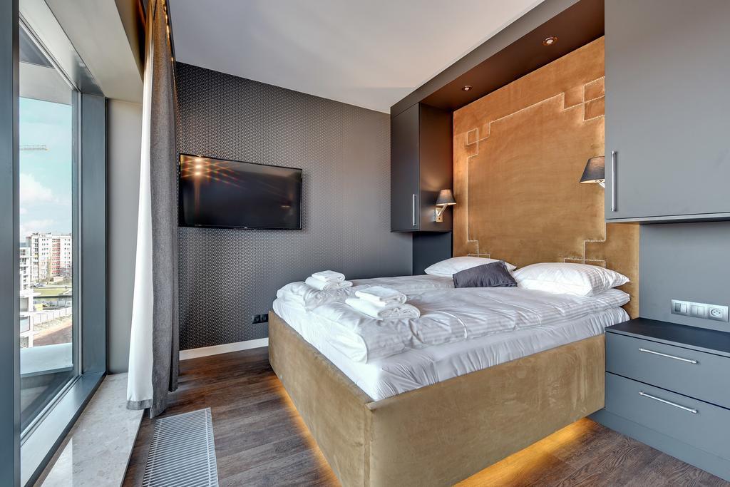 Apartament Flatinfo Chmielna Tower
