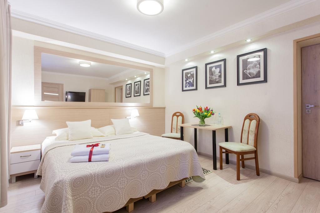 Anna - - Free Parking Guest house