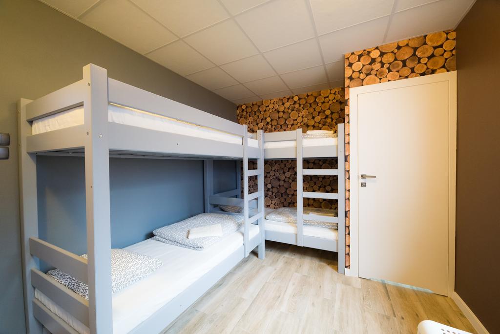 Filip 2 Hostel *