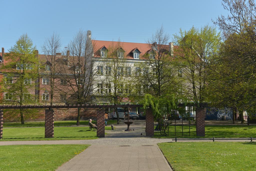 Five Point Hostel & Apartments Hostel *