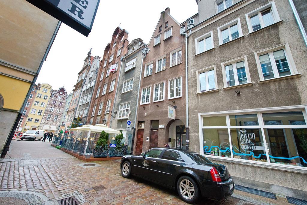 777 & Cars _ Main City Apartament *