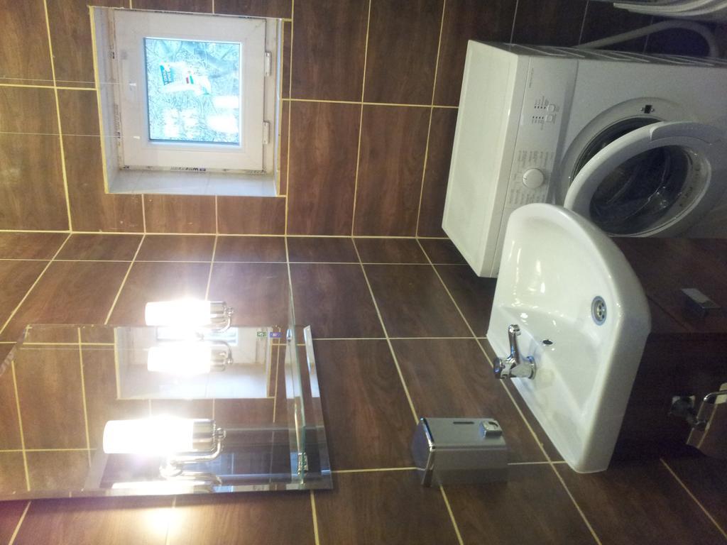 Cozy With Garden Apartment Gdansk