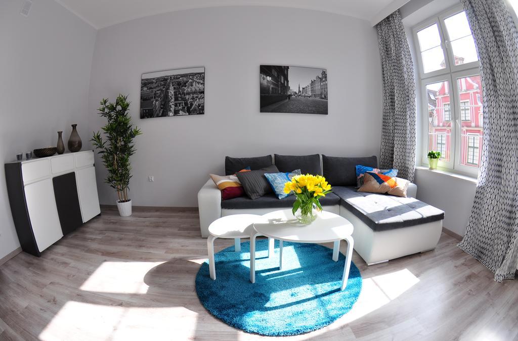 Long Street Apartment *