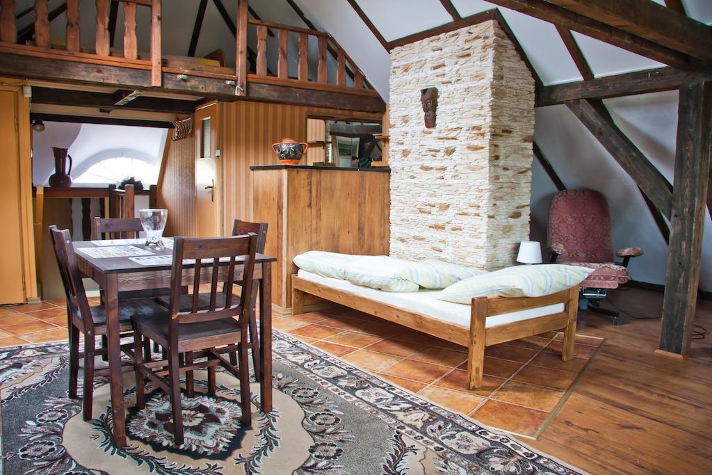 Oliva Homestay *