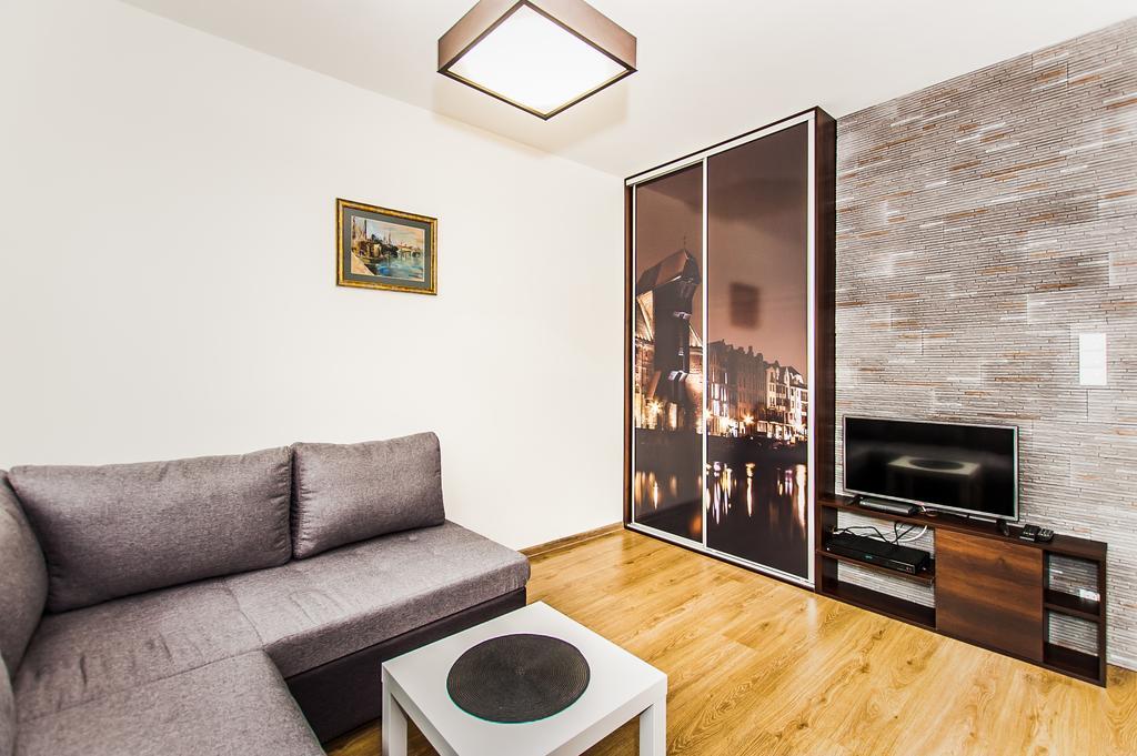 Apartament 777 & Cars _ Main City