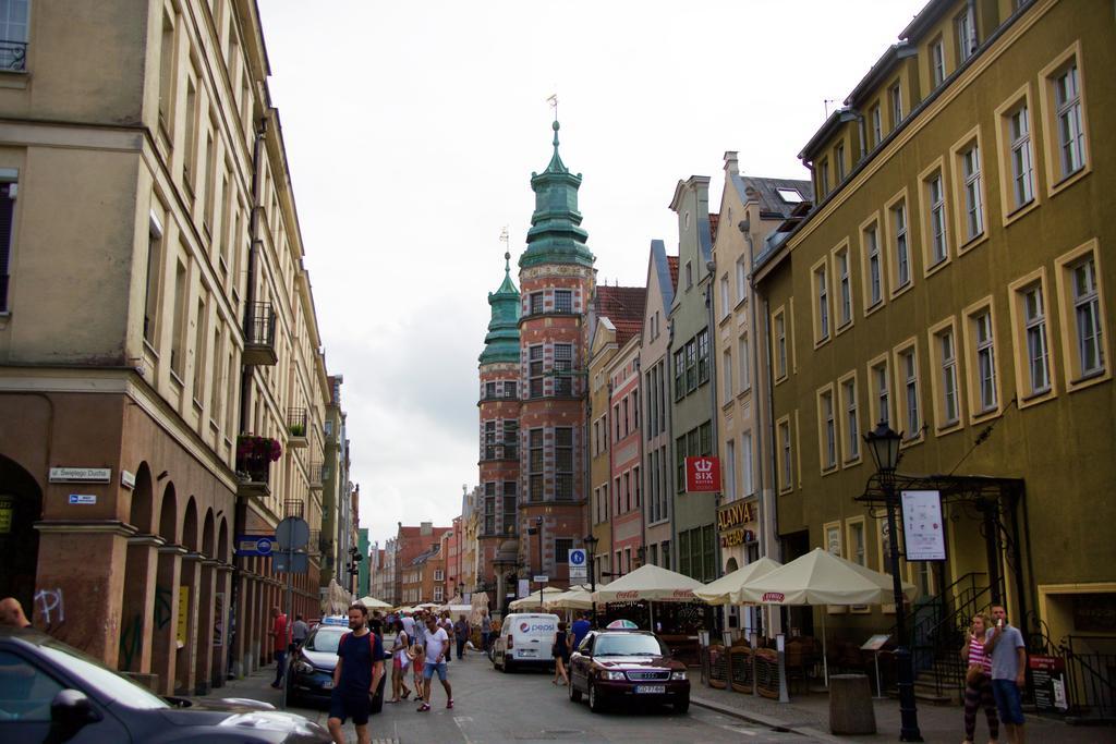 Aparthotel Six 3*