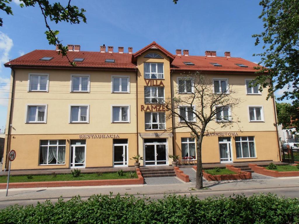 Ramzes Bed & Breakfast 2*