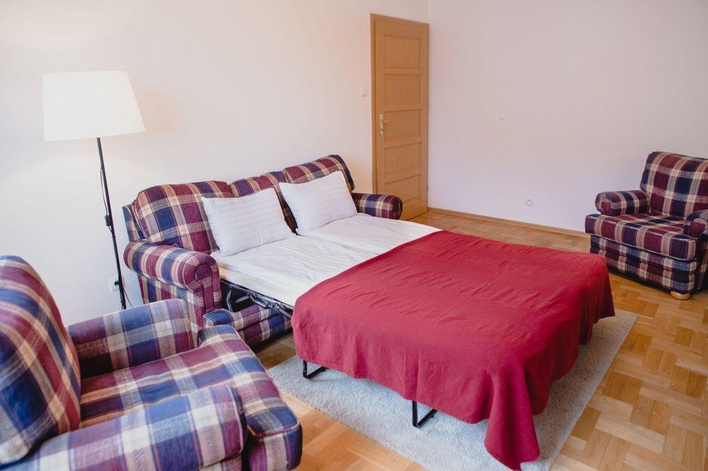 Midtown Hostel