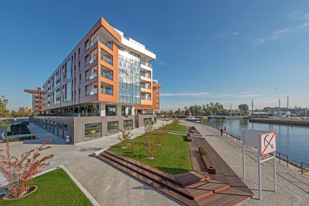 Riverside Apartments