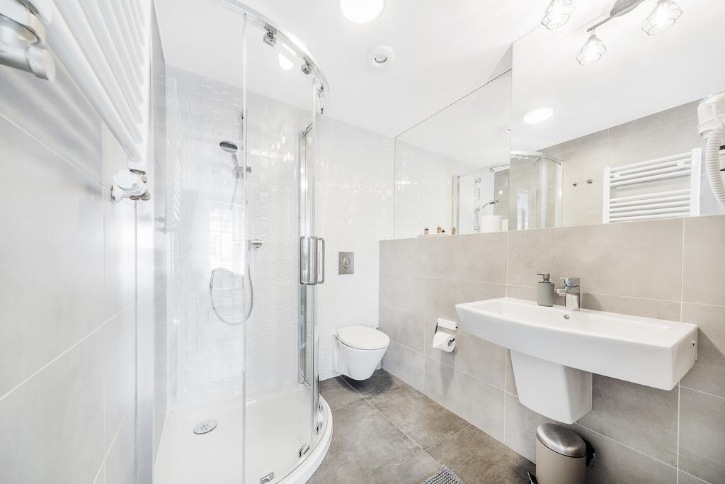 Aparthotel Six