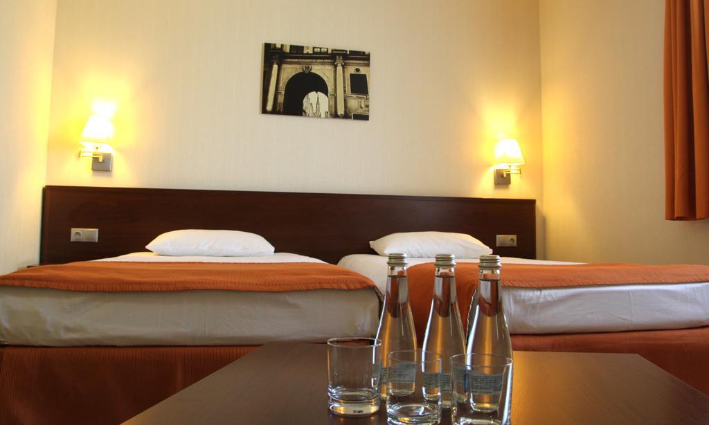 Hotel Arena Expo 2*