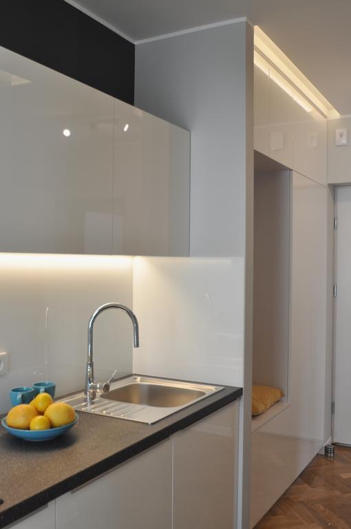 Old Town River View Apartment *