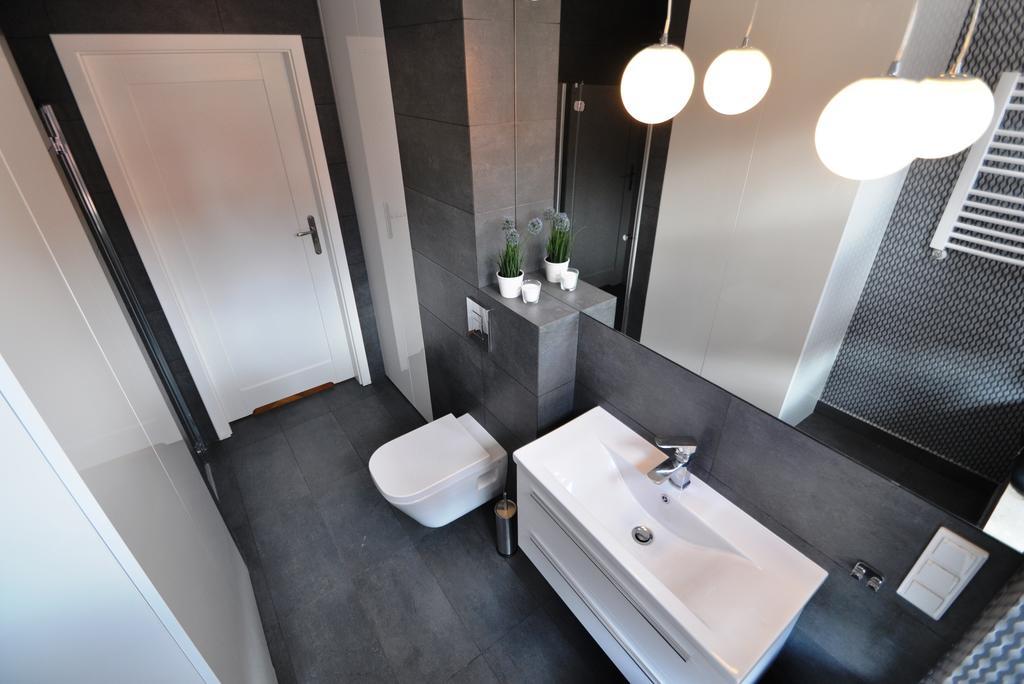 Old Town River View Apartment *