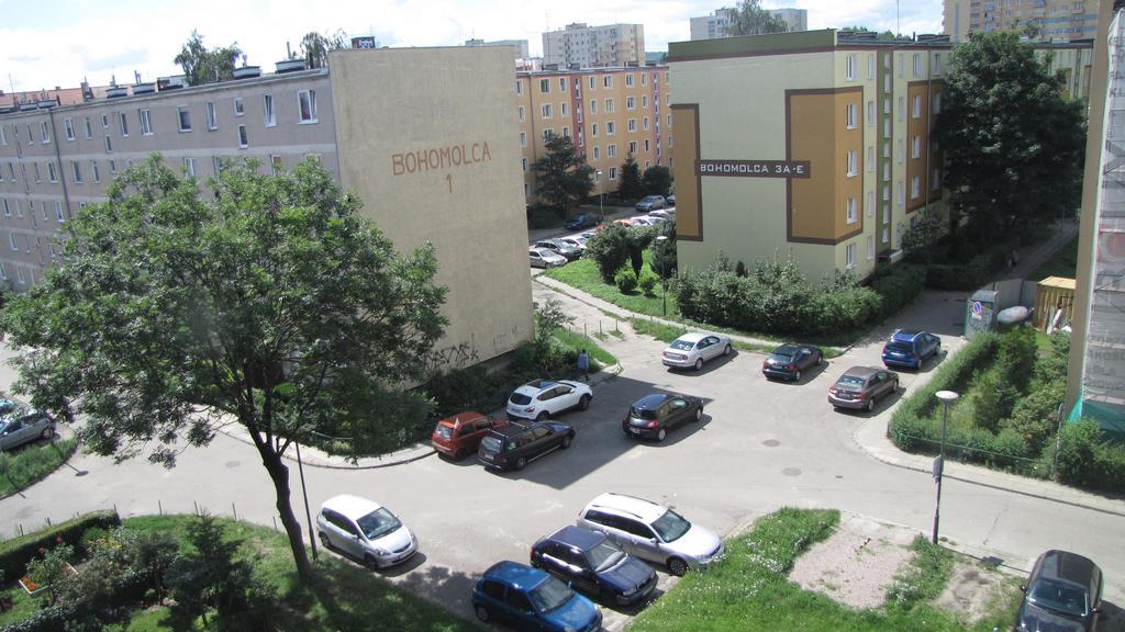 Mieszkanie Przy Arenie Apartment