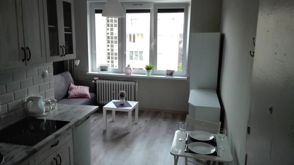 Old Town Apartment *
