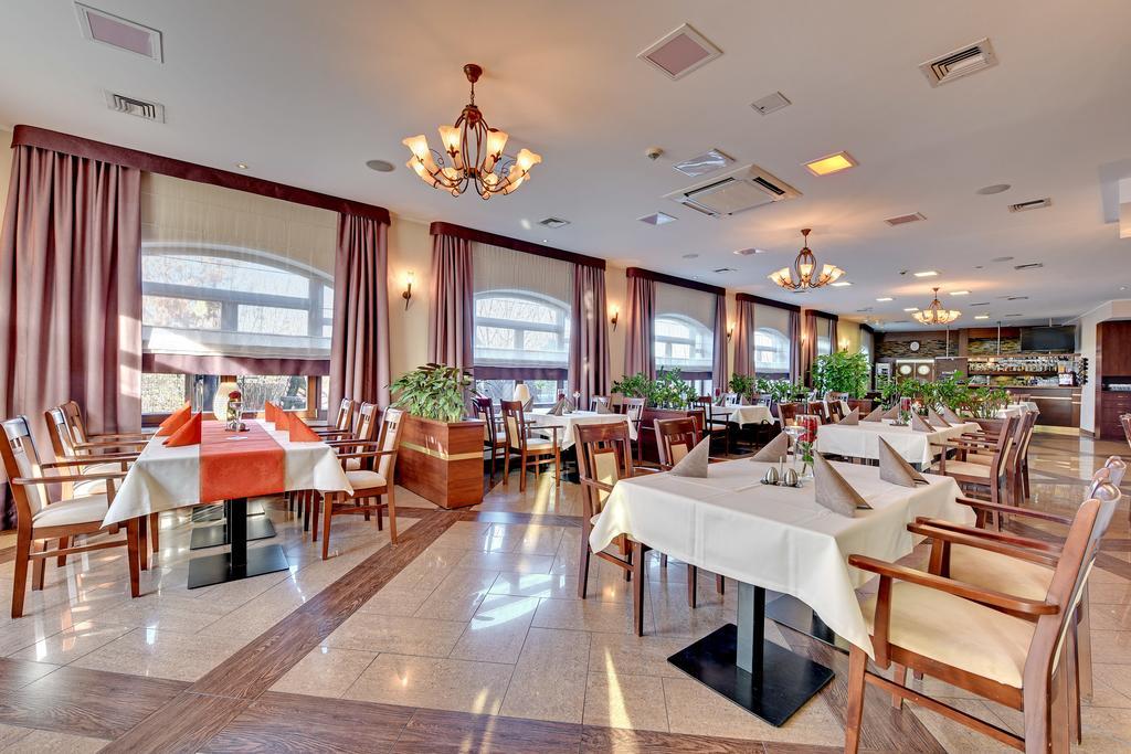 Amber Hotel 3*
