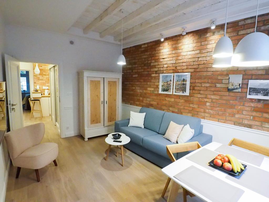 Platinum Apartment