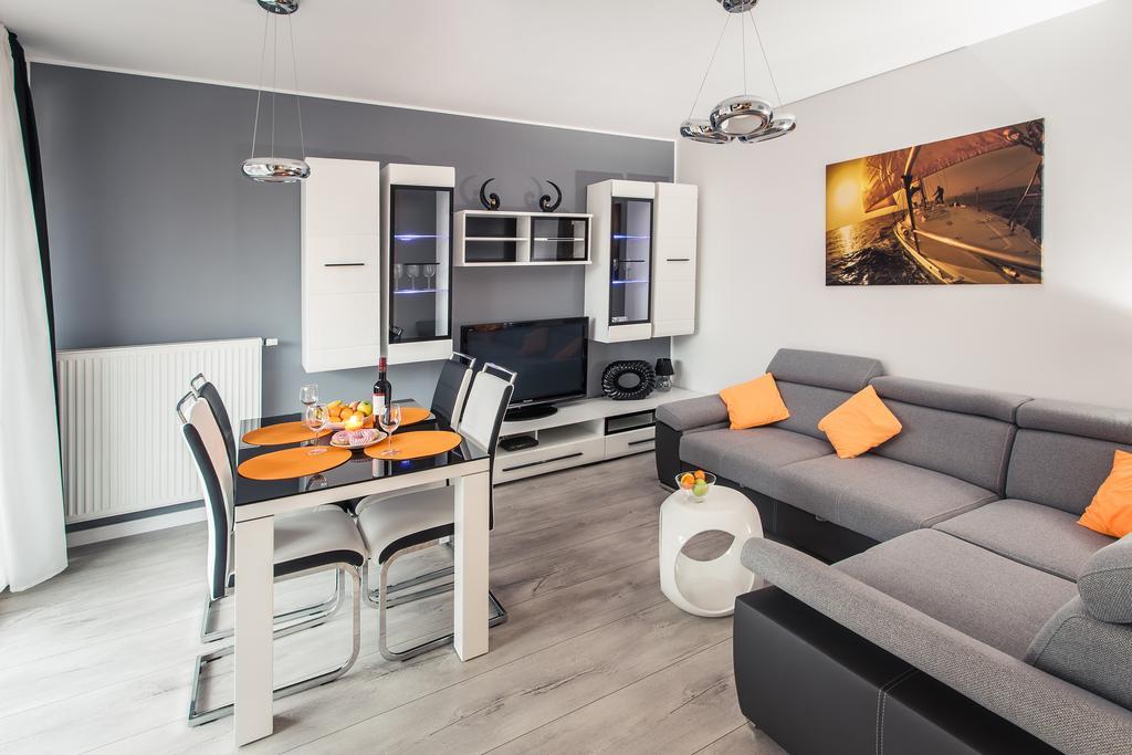 Holidays Chmielna Apartamento