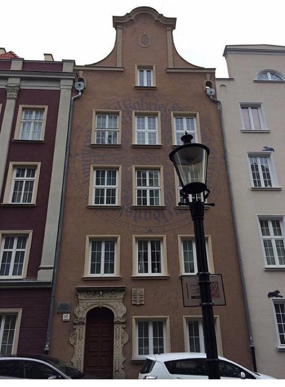 Apartment Fahrenheit House